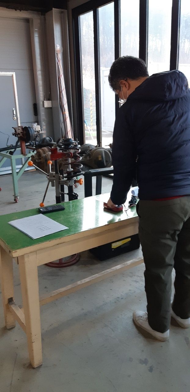 자동차정비기능사 실기시험 대비 모의시험 진행 중 (2022.02.24)